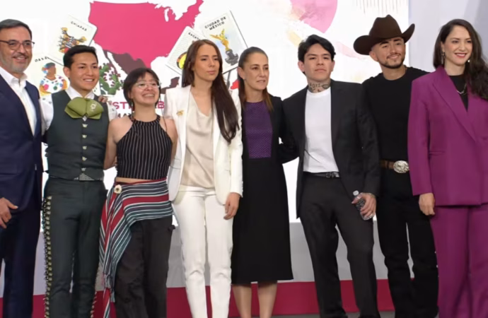 Majo Aguilar y Junior H aparecen en la mañanera para impulsar “México Canta”