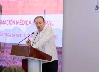 Durazo anuncia mil becas gratuitas para capacitar a personal médico en Sonora