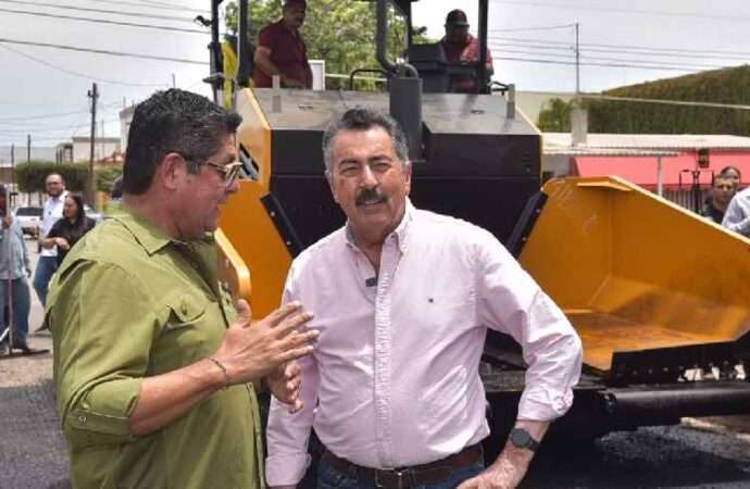 Impulsa Lamarque pavimentación en Cajeme con jornadas dobles y nueva maquinaria