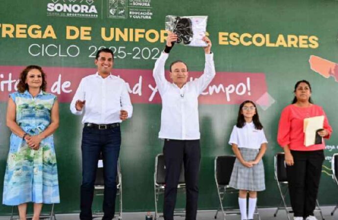 Durazo inicia entrega de más de 400 mil uniformes escolares gratuitos en Sonora