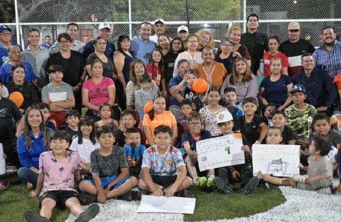 Toño Astiazarán entrega renovado el Parque Tabachines en la colonia Altares