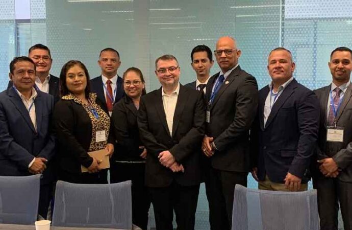 Mandos policíacos de Hermosillo reciben capacitación en Estados Unidos