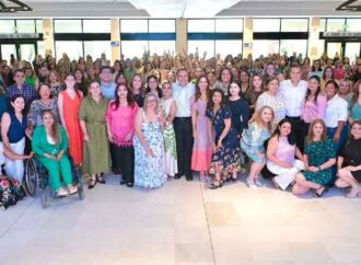 Reconocen Toño Astiazarán y Patty Ruibal labor de más de 2 mil mujeres en Hermosillo