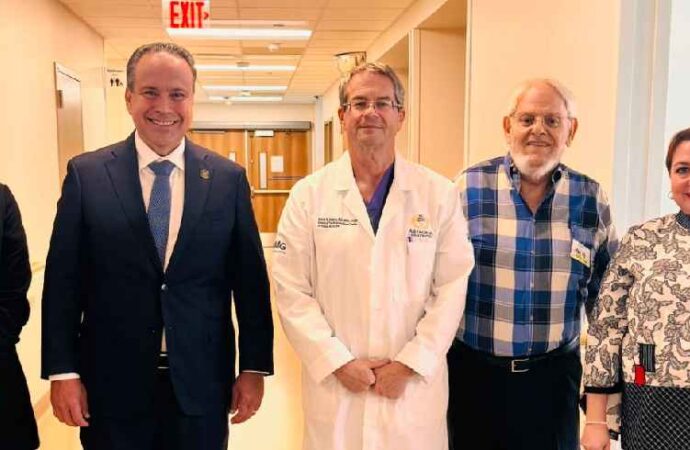 Toño Astiazarán impulsa capacitación médica en Phoenix con alianza para atención de quemaduras