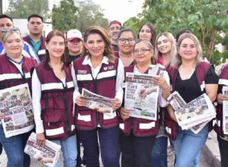 Escucha Lorenia Valles a vecinos de la Norberto Ortega
