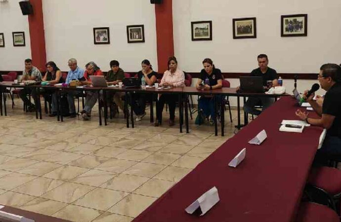 Presentan oferta salarial a maestros de asignatura de UNISON