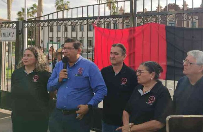Denuncia STAUS presión a agremiados para trabajar en huelga