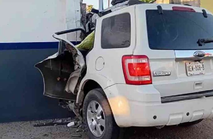 Muere adolescente de 17 años tras brutal choque en Magdalena de Kino