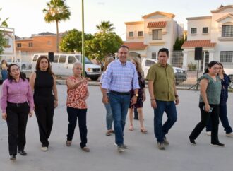Familias de Urbi Villa del Rey ya disfrutan parque rehabilitado por Antonio Astiazarán y vecinos