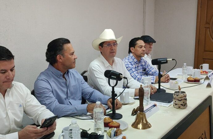 Presupuestarán para el próximo año la compra de una excavadora para Navojoa