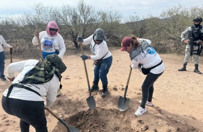 Solicitan Buscadoras de la Paz la donación de una carpa