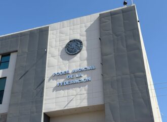 Vinculan a proceso a cinco funcionarios municipales de Morelos detenidos en Operación Enjambre