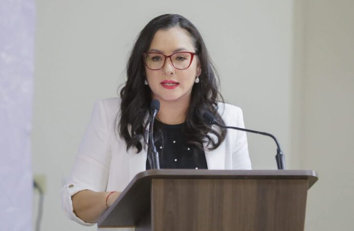 Promueve Iris Sánchez el uso de la IA para el aprendizaje