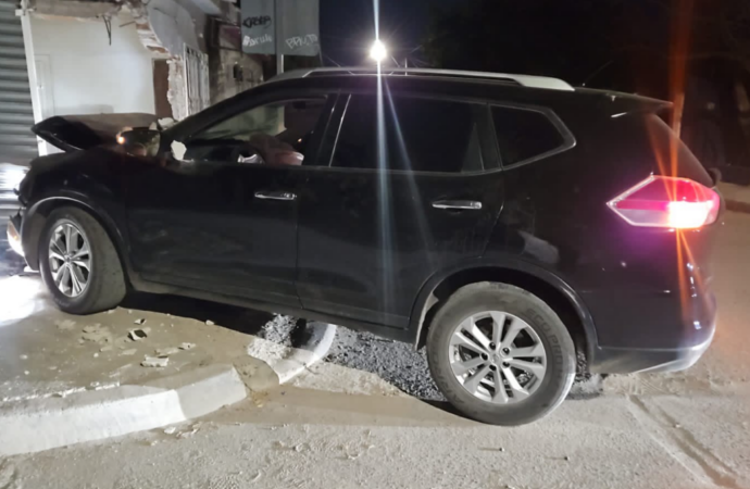 Asegura Policía Municipal dos armas de fuego y detiene a dos jóvenes en Hermosillo