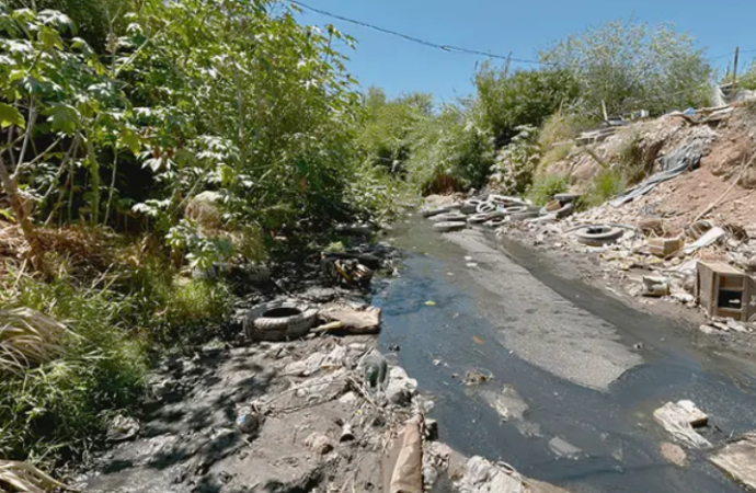 Vecinos del sur de Hermosillo denuncian rezagos en servicios públicos y deterioro urbano