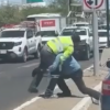 Se agarran a golpes trailero y automovilista en Hermosillo