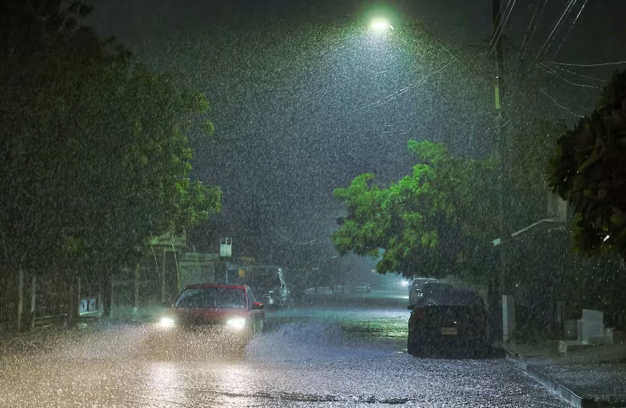 Primera lluvia de la temporada deja más de 23 milímetros de acumulación en Hermosillo