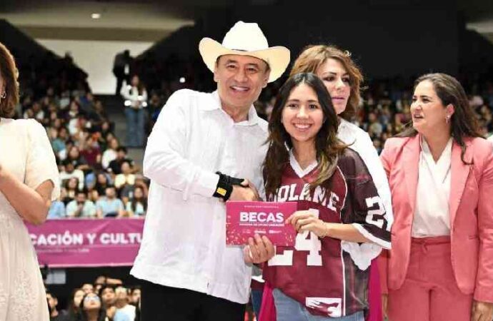 Miles de universitarios destacan impacto de las Becas Sonora de Oportunidades