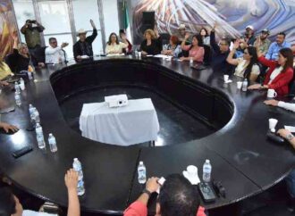 Formalizan al INSUS y CONAVI en la donación de terreno para Viviendas del Bienestar