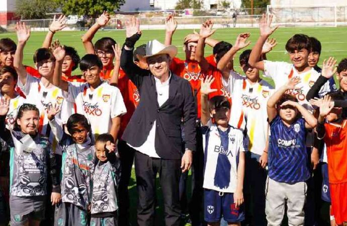 Durazo impulsa rehabilitación de más de 200 espacios deportivos en Sonora