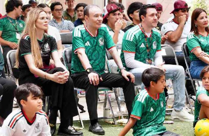 Durazo vive el debut de México en el Mundial 2026 junto a jóvenes sonorenses