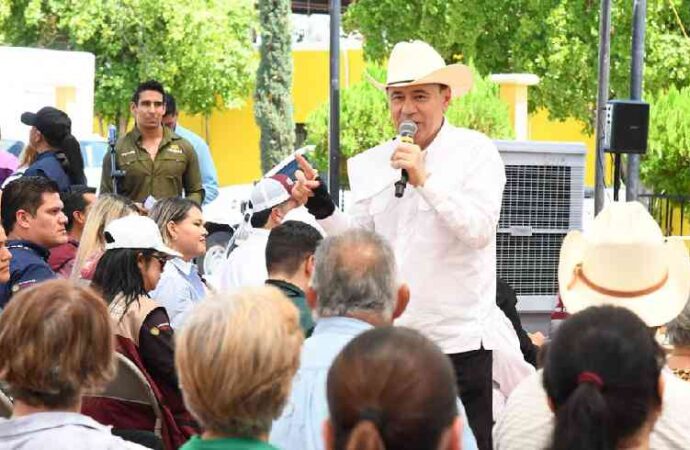 Lleva Gobernador Durazo becas, obras y servicios gratuitos a miles de familias de la sierra sonorense