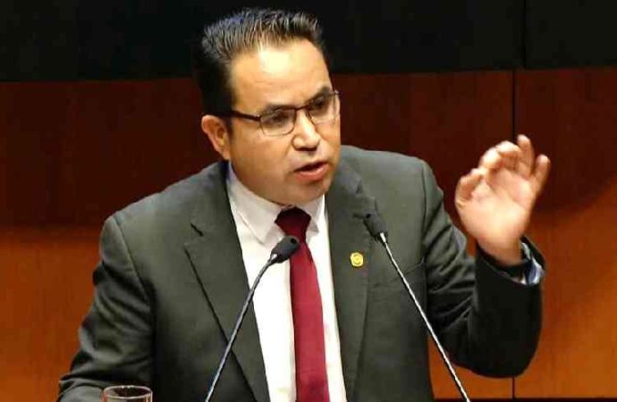 Heriberto Aguilar seguirá en el Senado y deja abierta la puerta al 2030