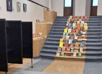 Realizan la Siembra y Cosecha de libros de la biblioteca de UNISON