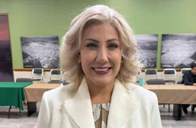 Claudia Santacruz inicia revisión de pendientes en el Ayuntamiento de Cajeme