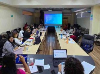Mujeres empresaria impulsan la digitalización de negocios con capacitación en WhatsApp Business