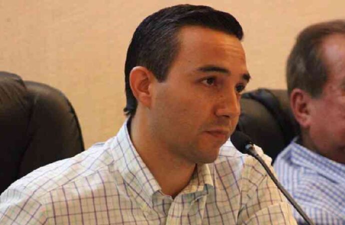 Alfonso Durazo designa a Juan González como encargado de despacho de Sagarhpa tras licencia de Célida López