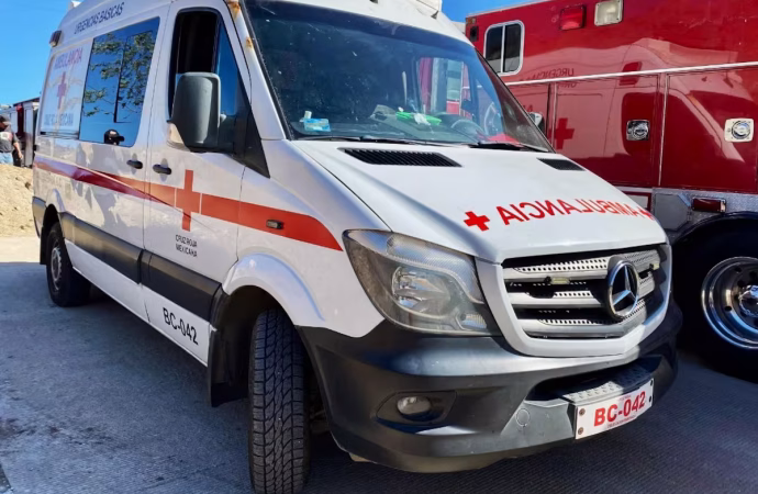 Menor es atendido tras sufrir ahogamiento no fatal en alberca al norte de Hermosillo
