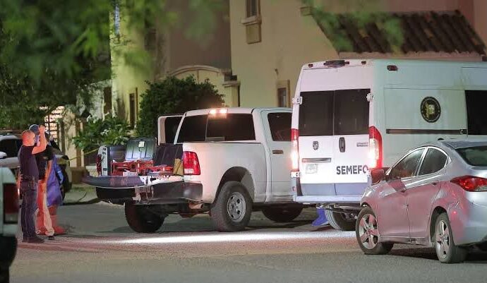 Investigan muerte de pareja hallada en auto en Hermosillo; apuntan a intoxicación accidental