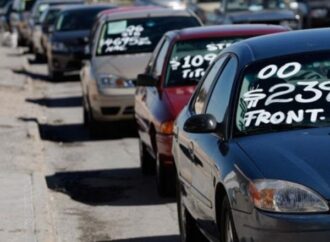 Comerciantes de autos usados alertan por ingreso de vehículos extranjeros pese al fin del decreto