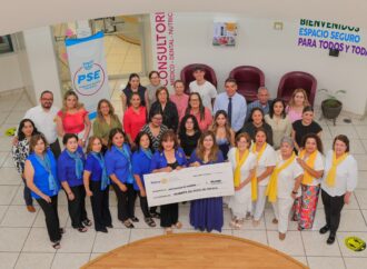 Universidad de Sonora recibe donativo de 60 mil pesos para apoyar a estudiantes y fortalecer servicios de salud