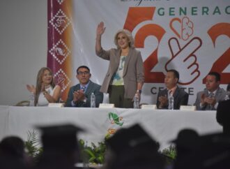 Reconoce alcaldesa de Cajeme a 238 egresados del CECYTES Esperanza