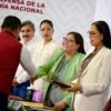 Aspirantes a la gubernatura por Morena se dirigen al registro
