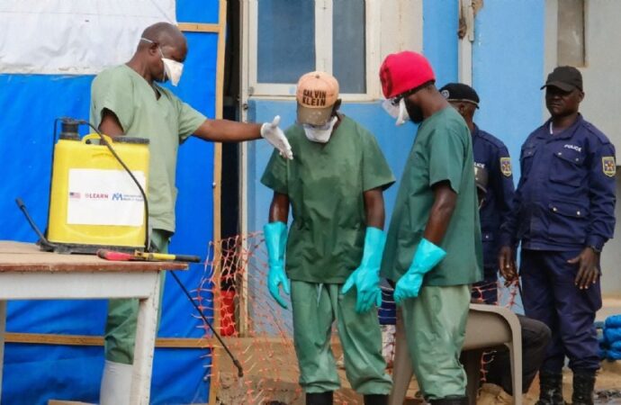 Brote de ébola en República Democrática del Congo deja 196 fallecidos y 837 contagios confirmados