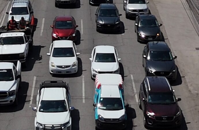 Caos vial en Hermosillo por bloqueo de COVAFAM; policía cierra múltiples bulevares
