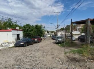Hallan sin vida a un joven con signos de violencia en vivienda de la colonia El Mariachi