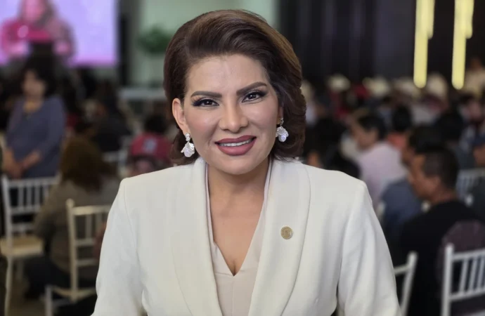 Descarta Lorenia Valles buscar la alcaldía de Hermosillo; volvería al Senado si no encabeza el proyecto en Sonora