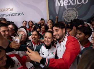 Sheinbaum abandera a la delegación mexicana para los juegos Centroamericanos y del Caribe 2026