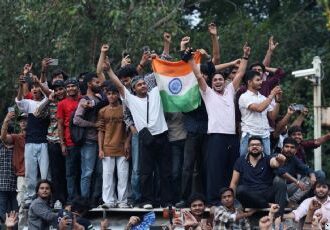 India propone hasta 10 años de cárcel por filtrar exámenes universitarios