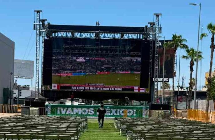 Listo Foro Pino Suárez para vivir el México-Inglaterra este domingo
