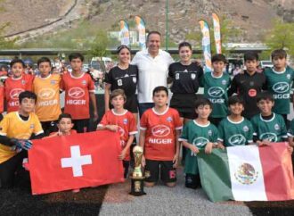 Celebra Toño Astiazarán exitoso cierre del torneo de futbol “El Mundialito H”