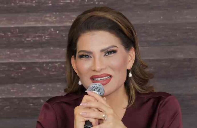 Lorenia Valles respalda propuesta de Sheinbaum para regular el uso de redes sociales en menores