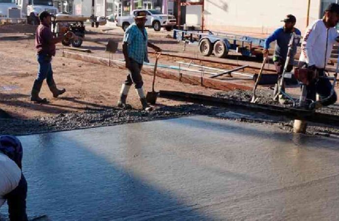 Rehabilitan cruceros con concreto hidráulico para reducir daños por lluvias en Cajeme