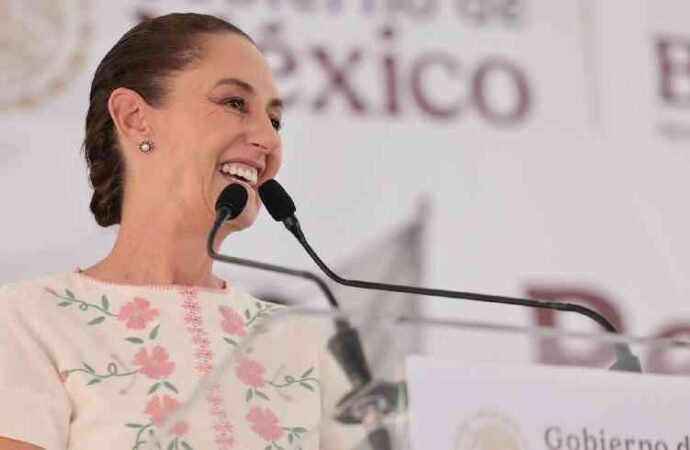 Sheinbaum entrega pensión Mujeres Bienestar en Acapulco; 3 millones de mexicanas ya reciben el apoyo