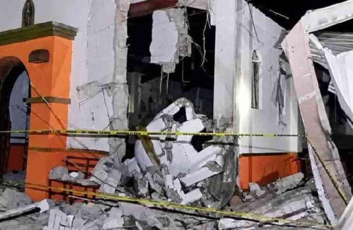 Explosión de pirotecnia durante fiesta patronal deja tres mujeres muertas en Guerrero