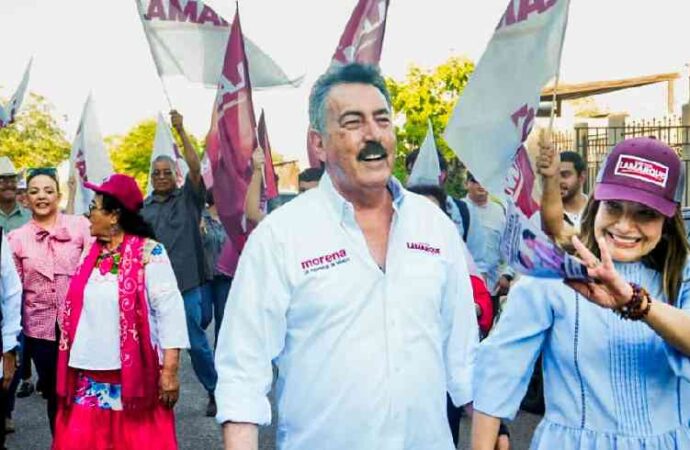 Como hace 20 años junto a AMLO, Javier Lamarque volvió a la casa de Don José en Las Amapolas